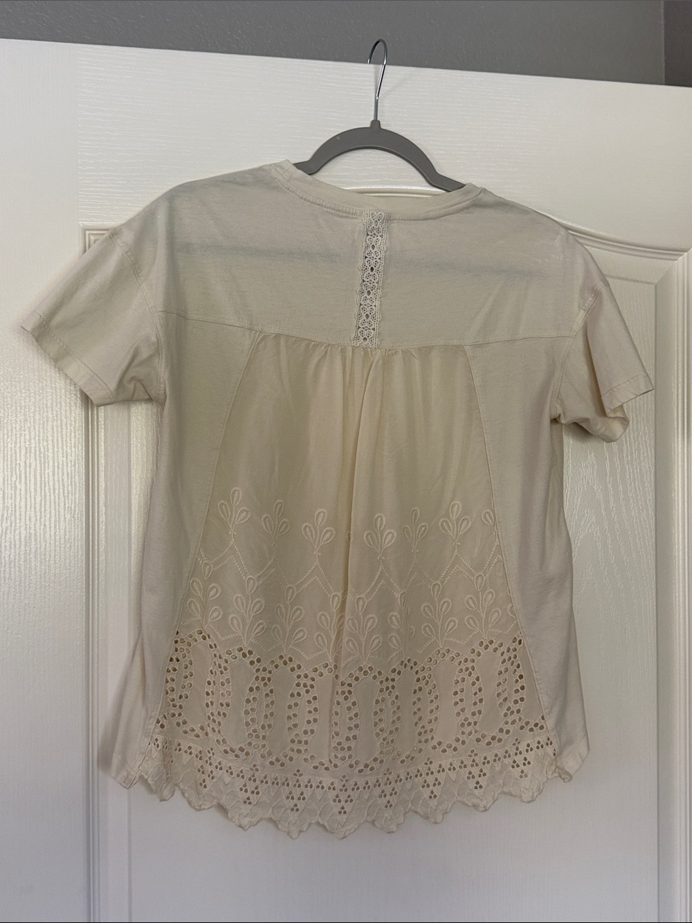 Anthropologie Cream Eyelet & Embroidered Short-Sleeve Top